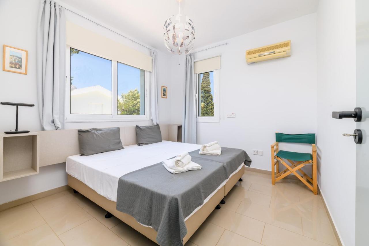 Villa Lela Serena By Ezoria Villas Protaras Esterno foto
